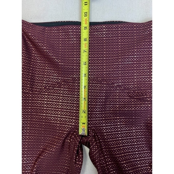 SPANX Metallic Dot Print Active 7/8 Booty Leggings - Picture 9 of 12